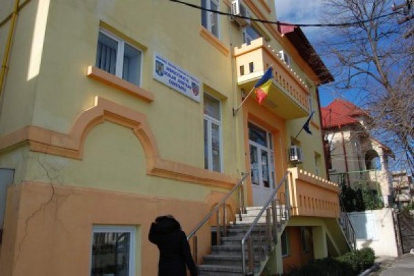 Consiliul profesoral al Şcolii Nr. 1 din Năvodari îşi alege directorul adjunct